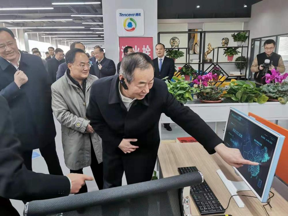 峄城棚改最新动态，探索自然美景的旅行，寻求内心平静之旅